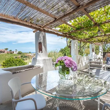 Otel Ravesi Malfa (Salina)