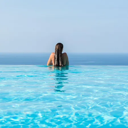 Ξενοδοχείο Ravesi 3*