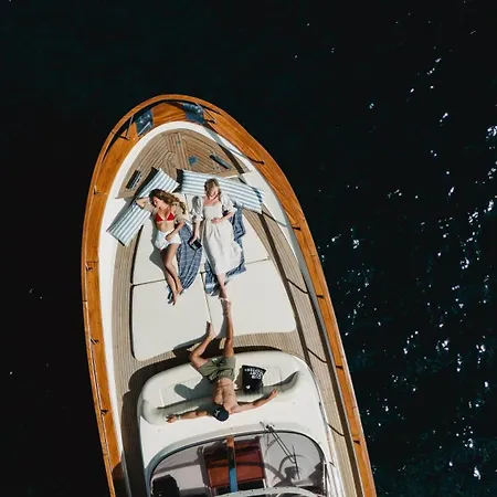 Ξενοδοχείο Ravesi 3*