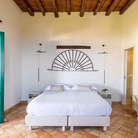 Ravesi Ξενοδοχείο 3*