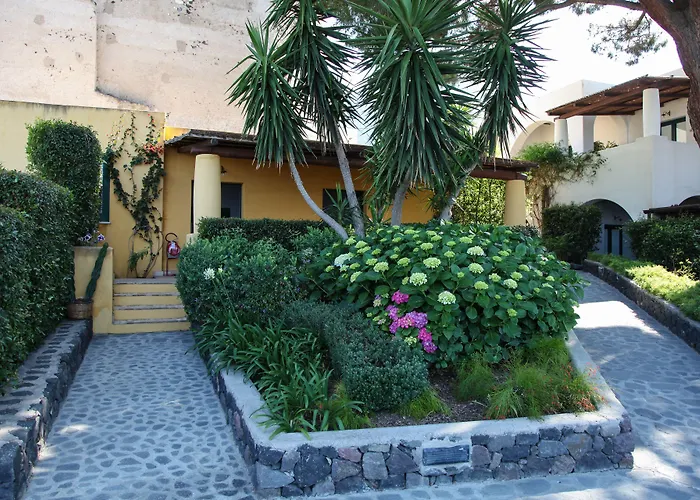 Ravesi Hotel Malfa (Salina)