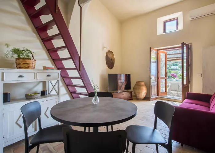 Ravesi Malfa (Salina)