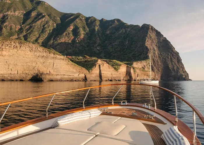 Hotel Ravesi Malfa (Salina)