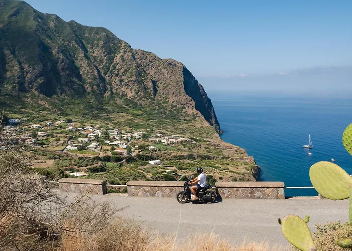 Hotel Ravesi Malfa (Salina)